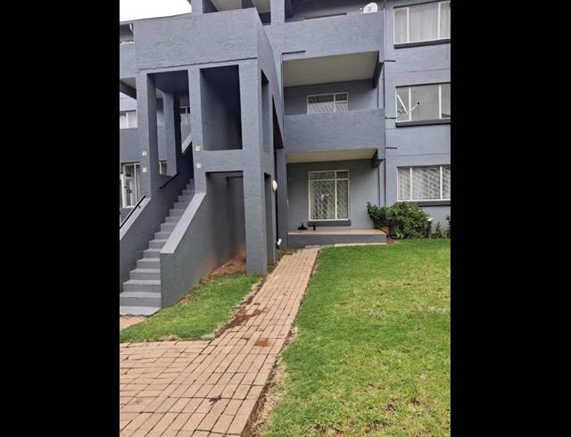 2 BEDROOM APARTMENT FOR SALE IN LINMEYER